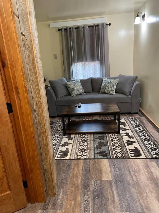 Parkway Yellowstone Guest House Apartment #3 Gardiner Kültér fotó